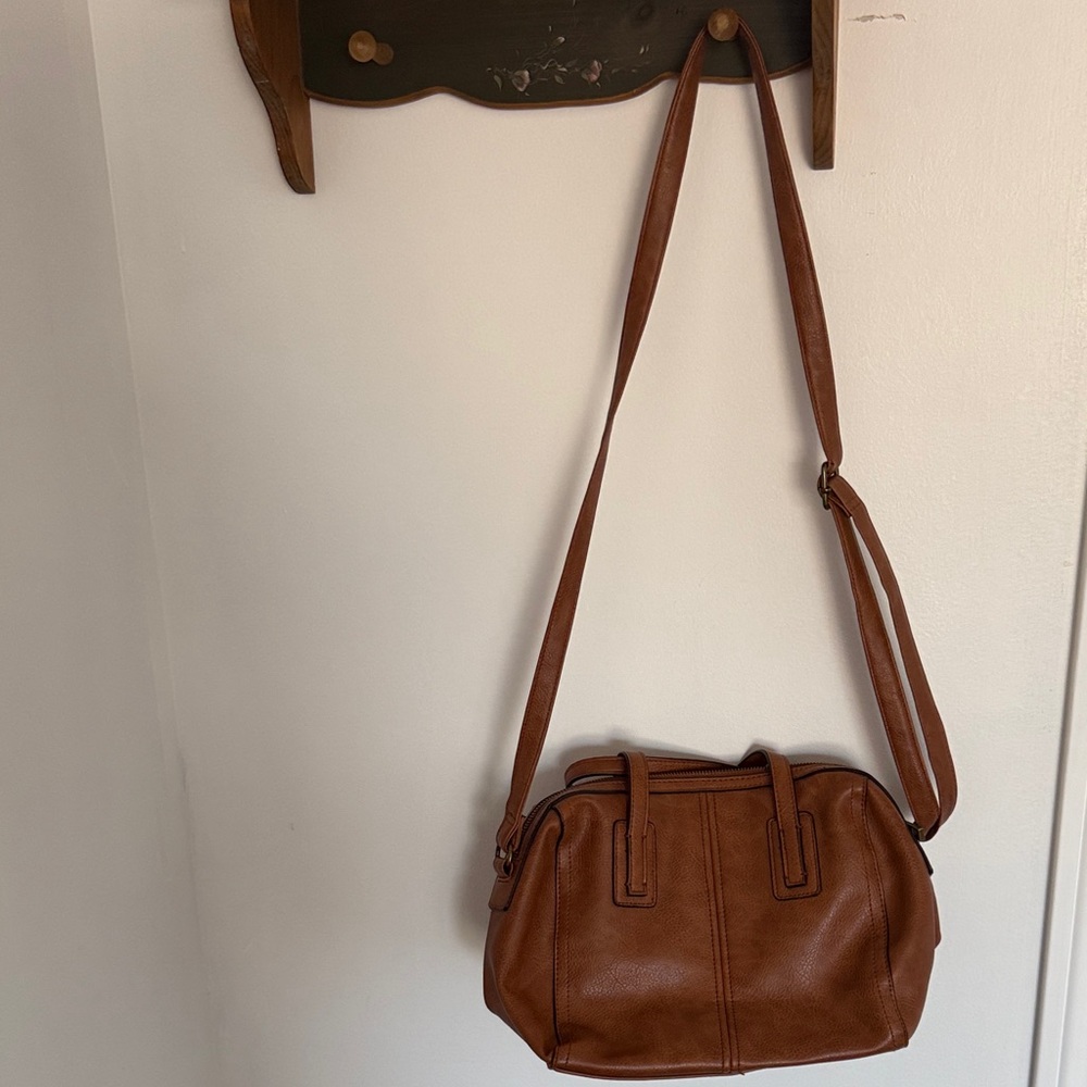 Vintage Brown Pleather Shoulder Bag with Adjustable Strap